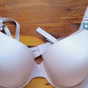 Victoria's Secret bra 38c